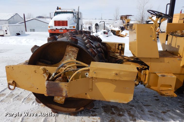 image for item HX9664 Tampo RP-16D  vibratory single drum roller