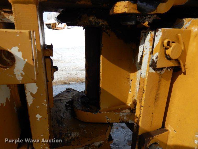 image for item HX9664 Tampo RP-16D  vibratory single drum roller