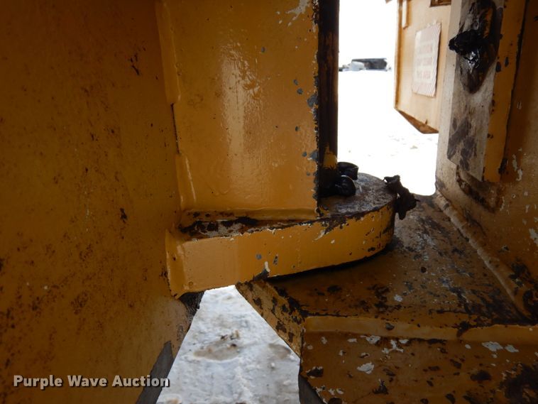 image for item HX9664 Tampo RP-16D  vibratory single drum roller