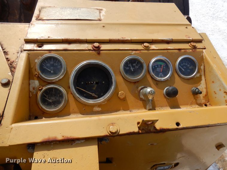 image for item HX9664 Tampo RP-16D  vibratory single drum roller