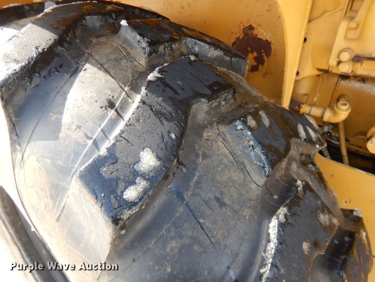 image for item HX9664 Tampo RP-16D  vibratory single drum roller