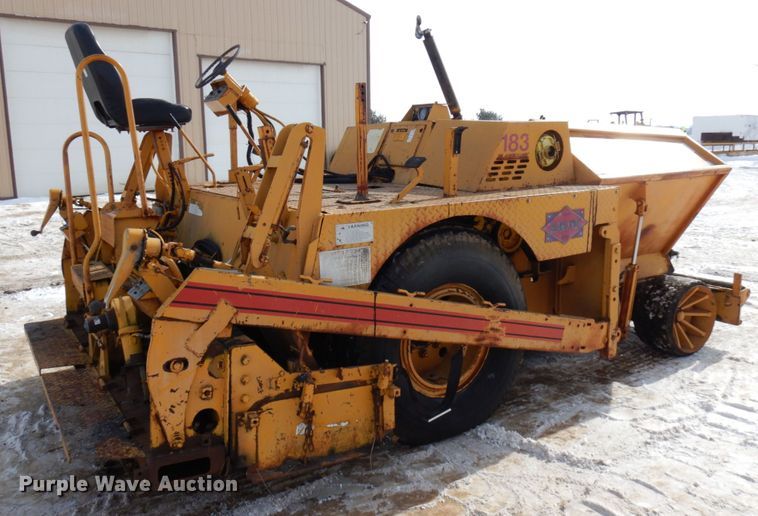 image for item HX9665 1988 Blaw Knox PF150  paver