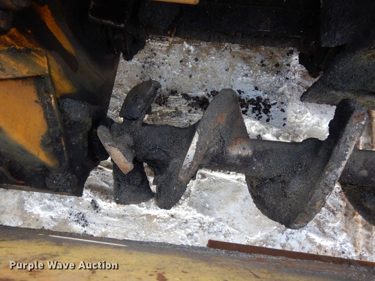 image for item HX9665 1988 Blaw Knox PF150  paver