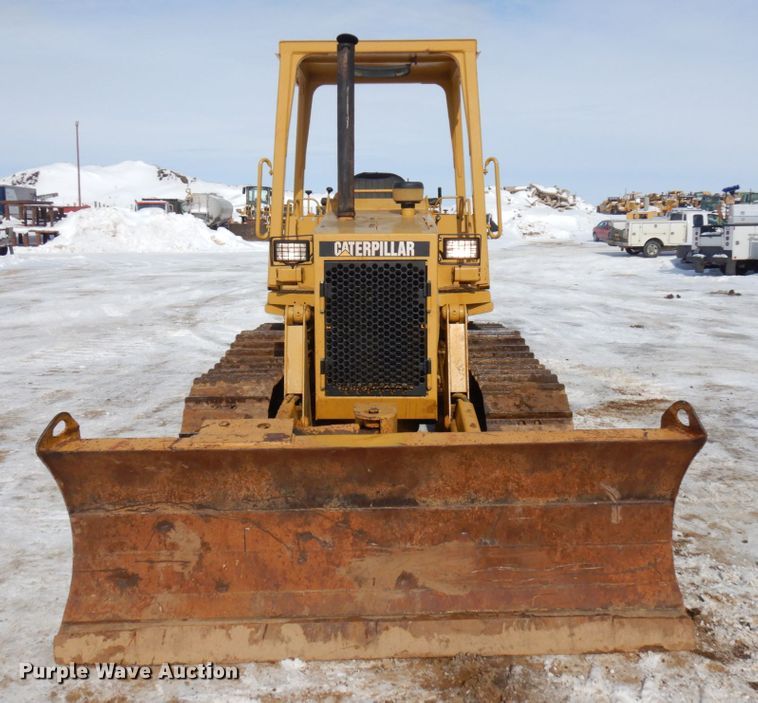 image for item HX9666 1988 Caterpillar D3C  dozer