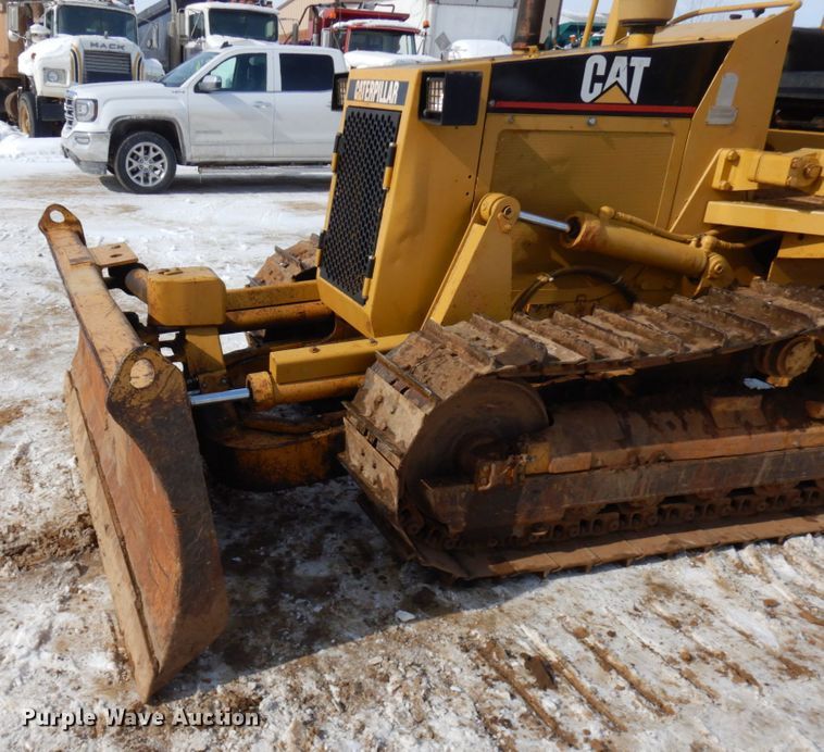 image for item HX9666 1988 Caterpillar D3C  dozer