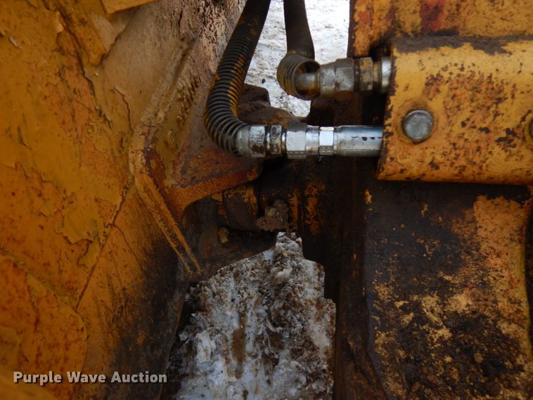 image for item HX9666 1988 Caterpillar D3C  dozer