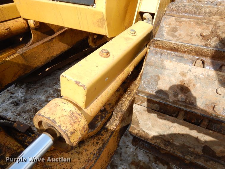 image for item HX9666 1988 Caterpillar D3C  dozer