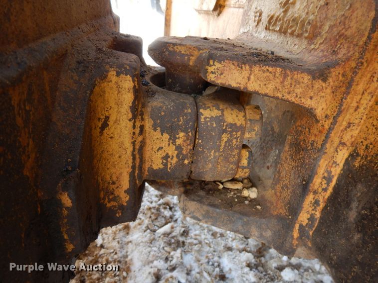 image for item HX9666 1988 Caterpillar D3C  dozer