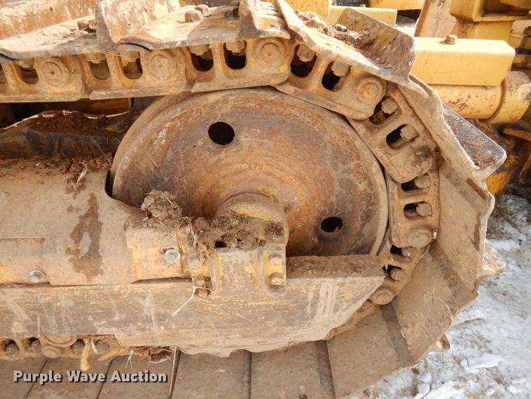 image for item HX9666 1988 Caterpillar D3C  dozer