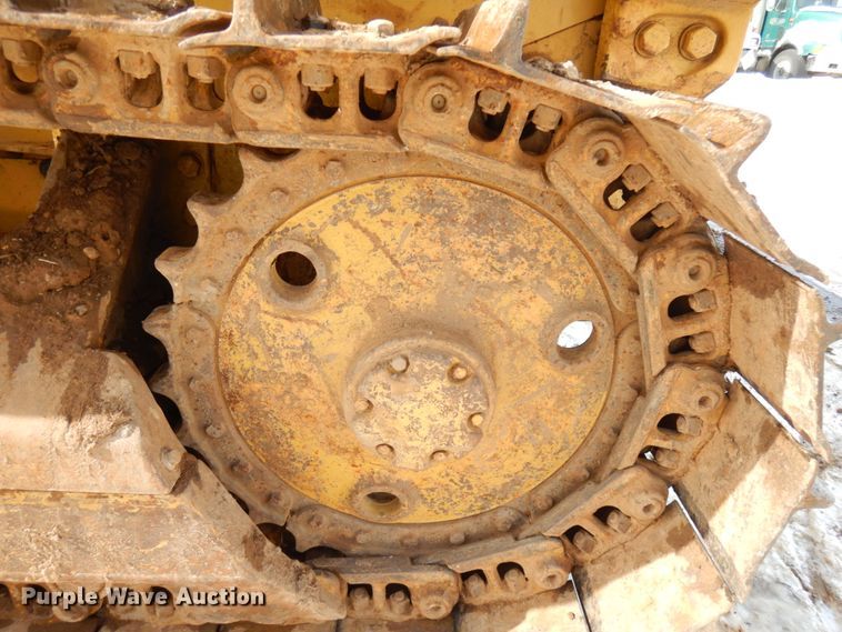image for item HX9666 1988 Caterpillar D3C  dozer