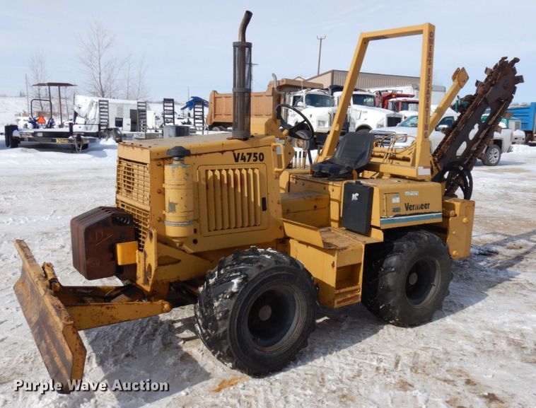 image for item HX9667 1994 Vermeer V4750  trencher