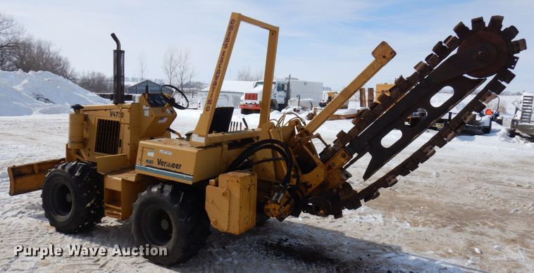image for item HX9667 1994 Vermeer V4750  trencher