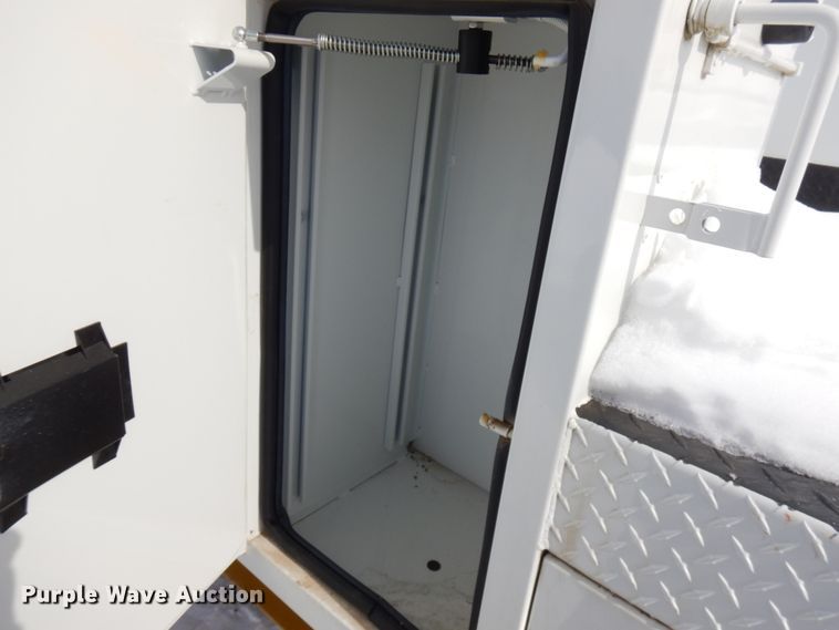 image for item HX9668 Dakota Bodies DK59541 utility bed