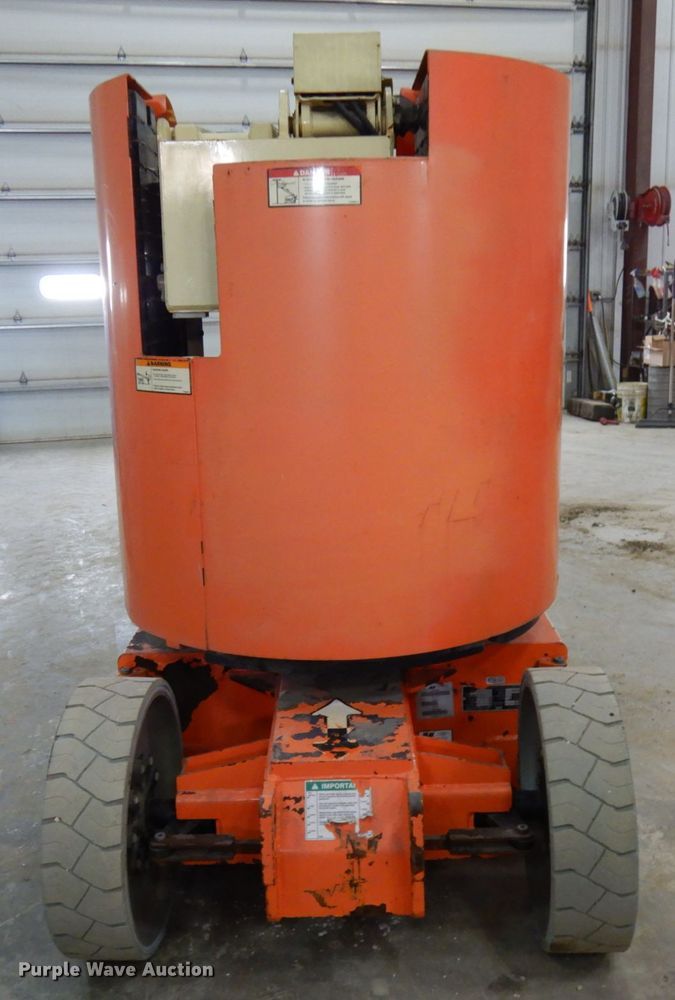 image for item IA9344 2007 JLG E300AJP  boom lift
