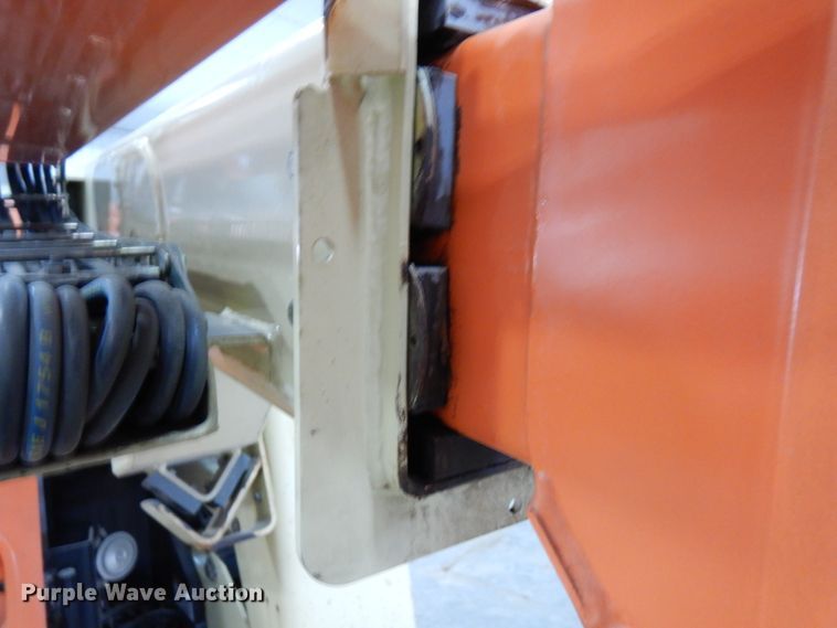 image for item IA9344 2007 JLG E300AJP  boom lift