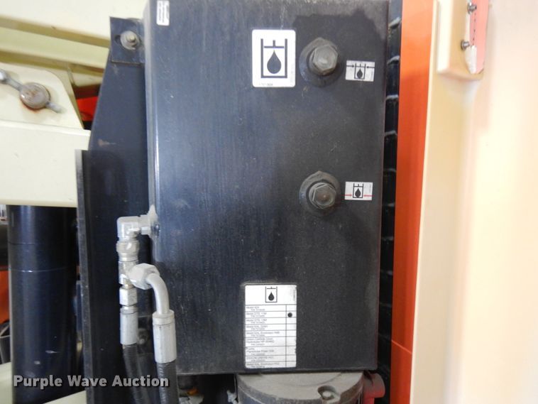 image for item IA9344 2007 JLG E300AJP  boom lift