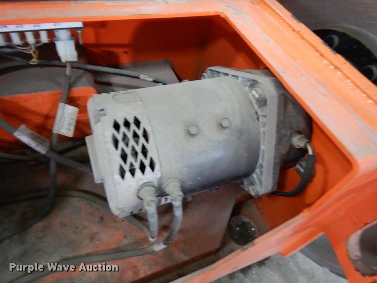 image for item IA9344 2007 JLG E300AJP  boom lift