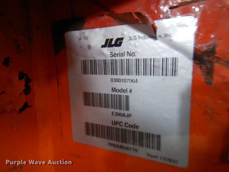 image for item IA9344 2007 JLG E300AJP  boom lift