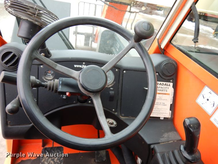 image for item IA9345 2008 JLG G9-43A  telehandler