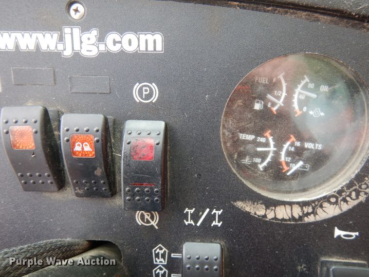 image for item IA9345 2008 JLG G9-43A  telehandler