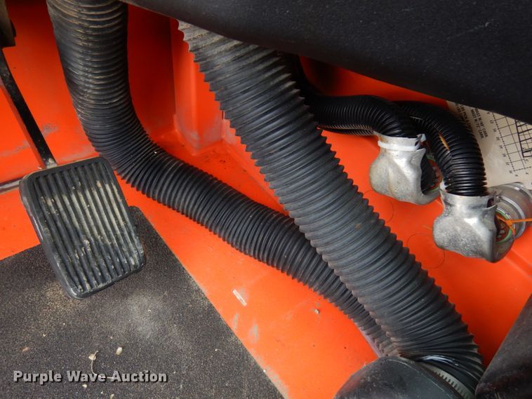 image for item IA9345 2008 JLG G9-43A  telehandler