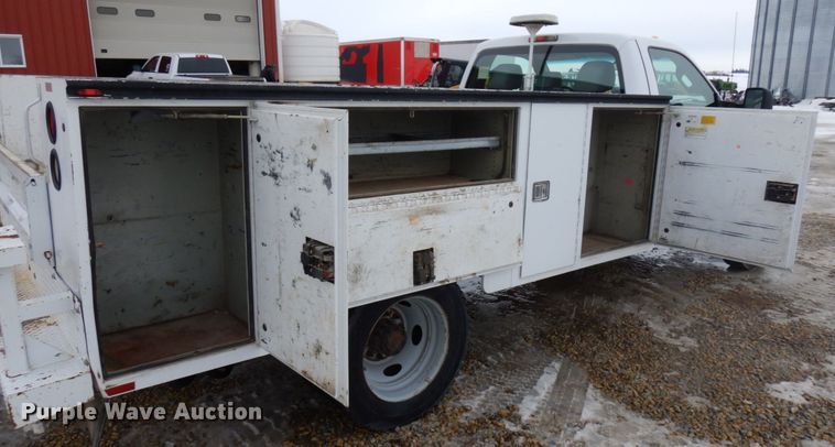 image for item IA9346 2012 Ford F450 Super Duty  utility / service truck