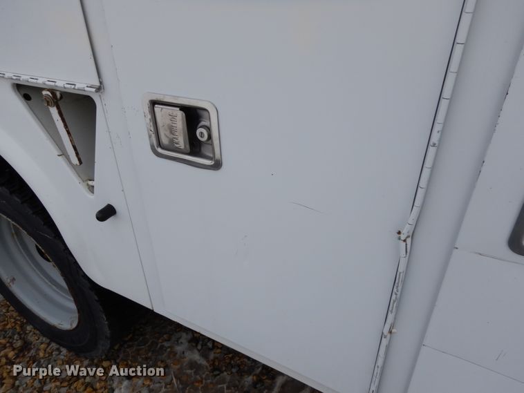 image for item IA9346 2012 Ford F450 Super Duty  utility / service truck