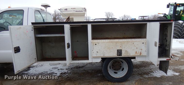 image for item IA9346 2012 Ford F450 Super Duty  utility / service truck