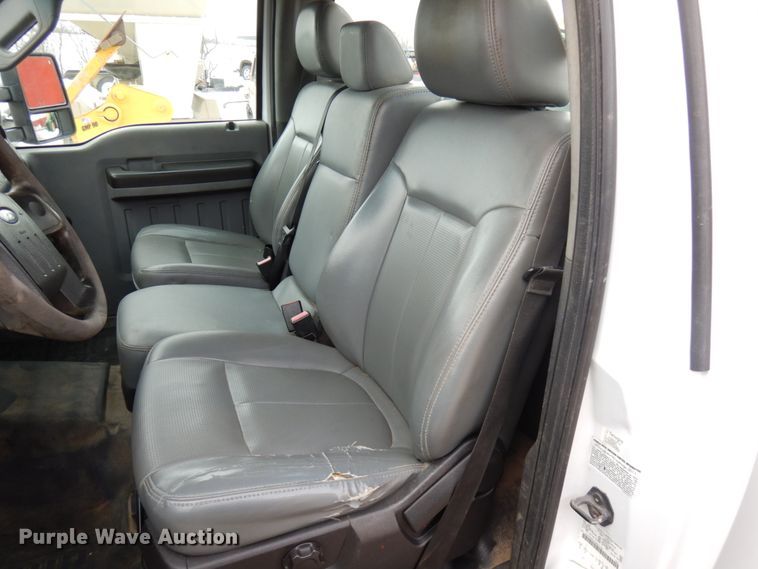 image for item IA9346 2012 Ford F450 Super Duty  utility / service truck