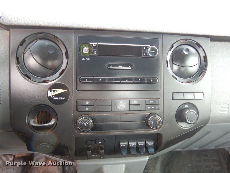 image for item IA9346 2012 Ford F450 Super Duty  utility / service truck