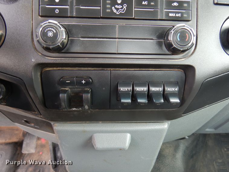 image for item IA9346 2012 Ford F450 Super Duty  utility / service truck