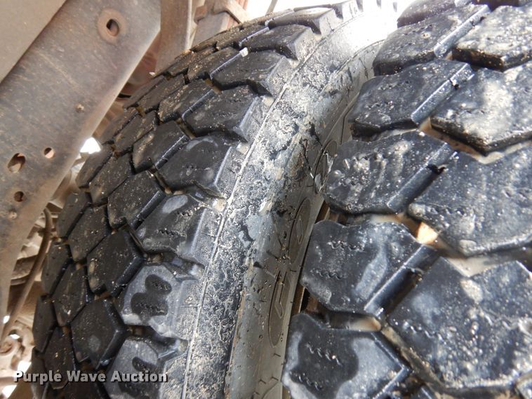 image for item IA9346 2012 Ford F450 Super Duty  utility / service truck