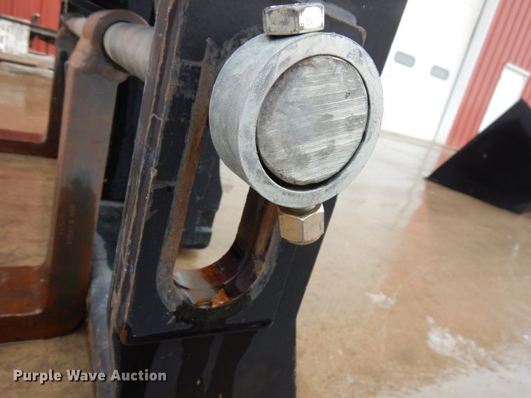 image for item IA9347 Gradall 9140-5079 6'L forks