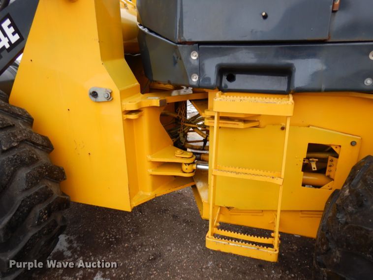 image for item IA9364 1989 John Deere 544E  wheel loader