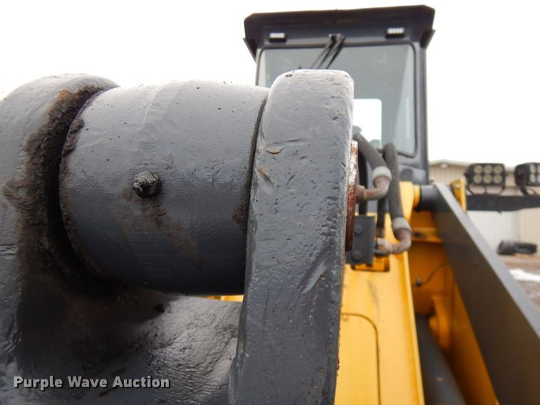 image for item IA9364 1989 John Deere 544E  wheel loader