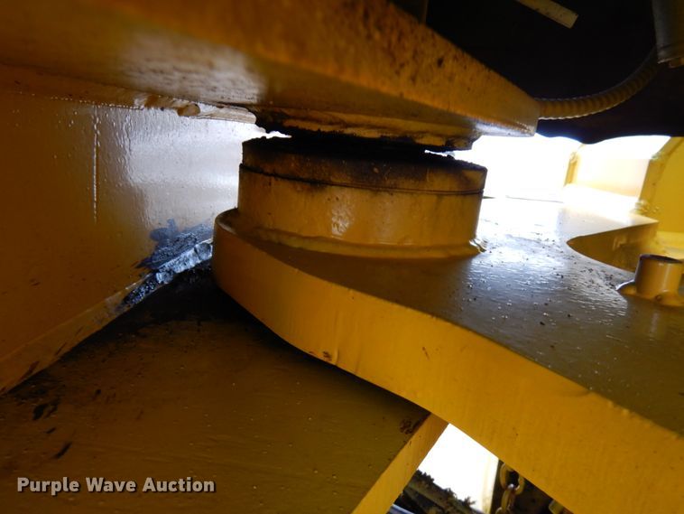 image for item IA9364 1989 John Deere 544E  wheel loader