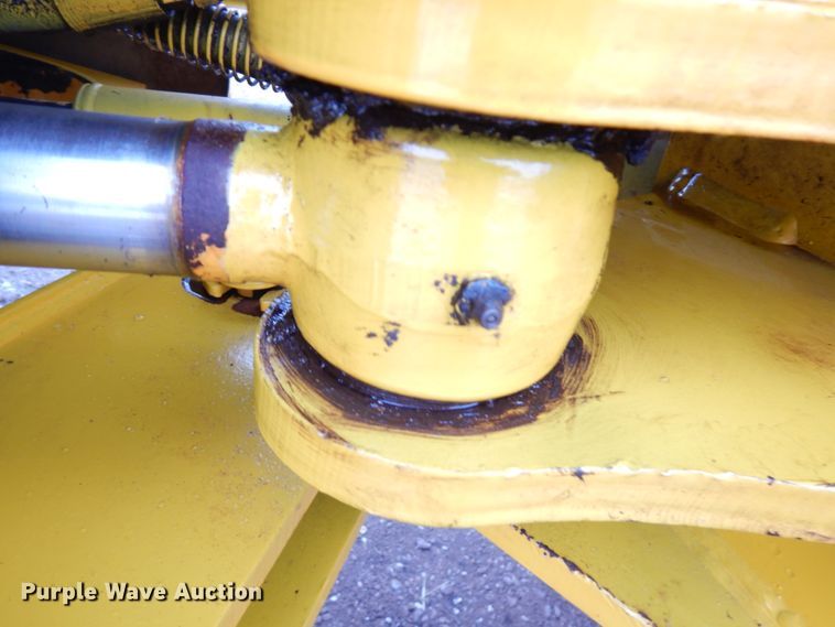 image for item IA9364 1989 John Deere 544E  wheel loader