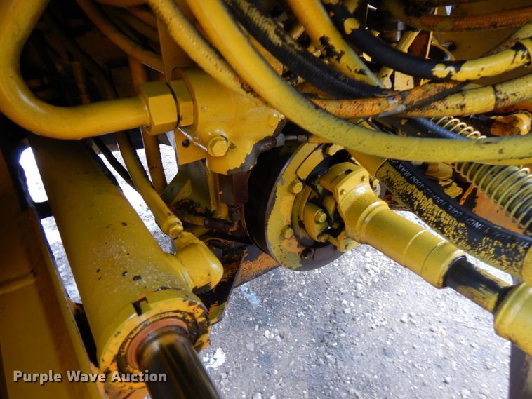 image for item IA9364 1989 John Deere 544E  wheel loader