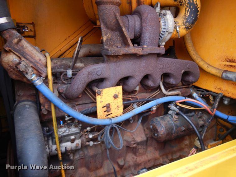 image for item IA9364 1989 John Deere 544E  wheel loader