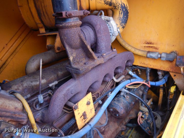 image for item IA9364 1989 John Deere 544E  wheel loader