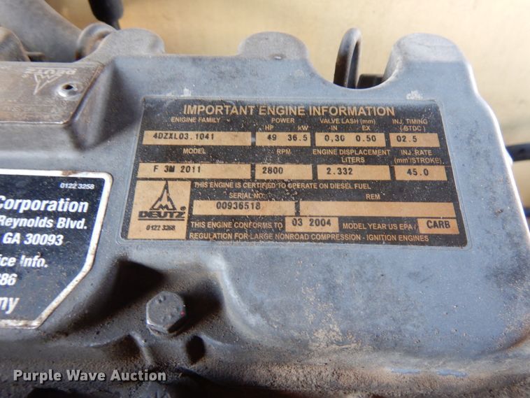 image for item IA9372 2004 JLG 400S  boom lift