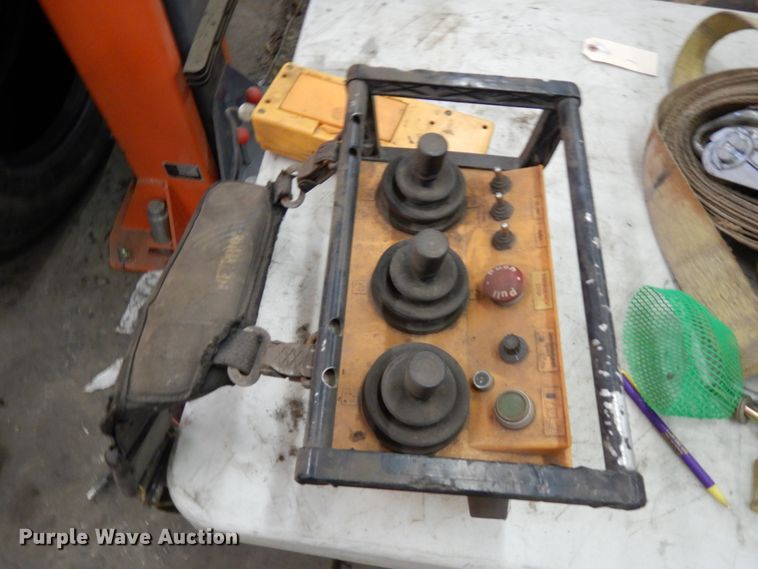 image for item IA9374 Iowa Mold Tooling Co. 16000S2-J36820 crane