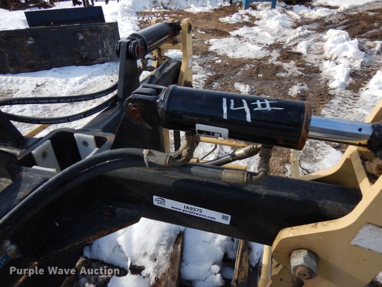 image for item IA9375 Tygard Claw grapple