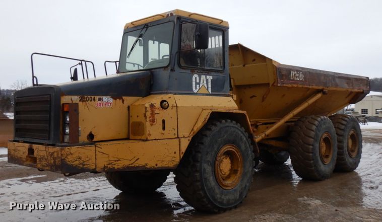 image for item IA9379 1995 Caterpillar D250E  haul truck