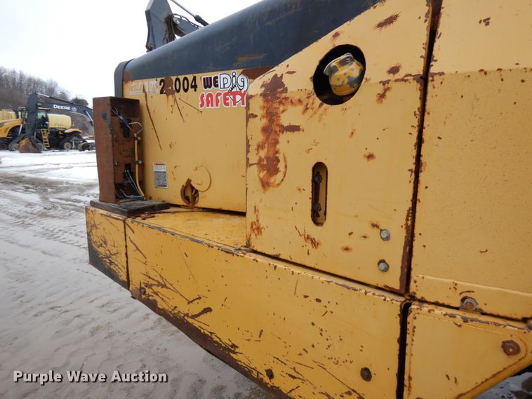 image for item IA9379 1995 Caterpillar D250E  haul truck