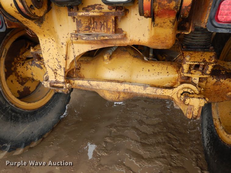 image for item IA9379 1995 Caterpillar D250E  haul truck