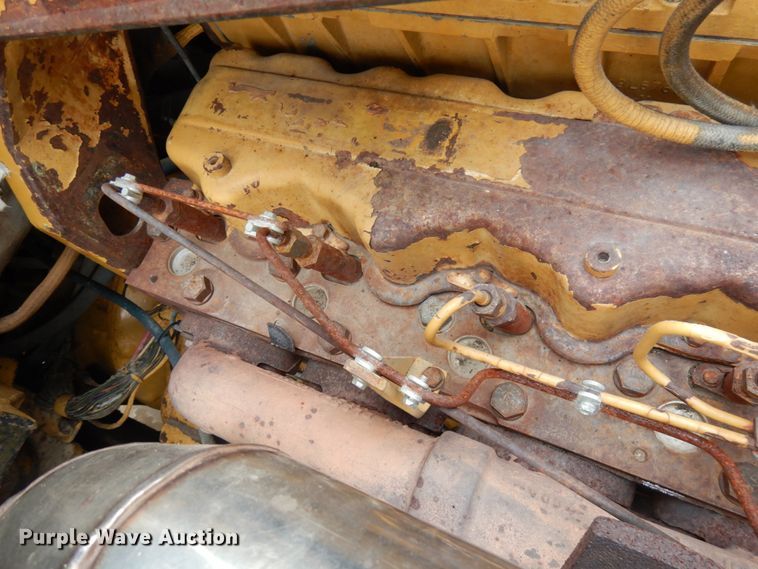 image for item IA9379 1995 Caterpillar D250E  haul truck