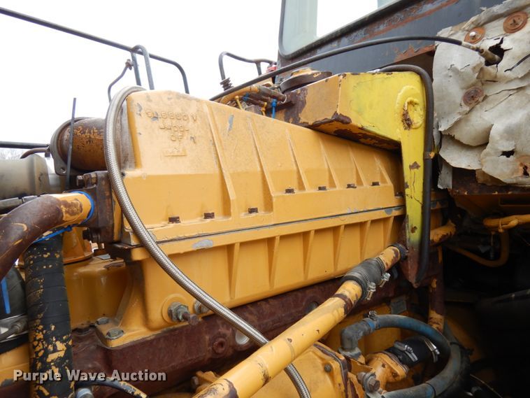 image for item IA9379 1995 Caterpillar D250E  haul truck