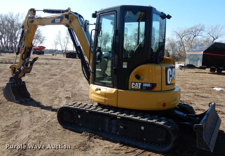 image for item IA9382 2018 Caterpillar 305E2  mini excavator