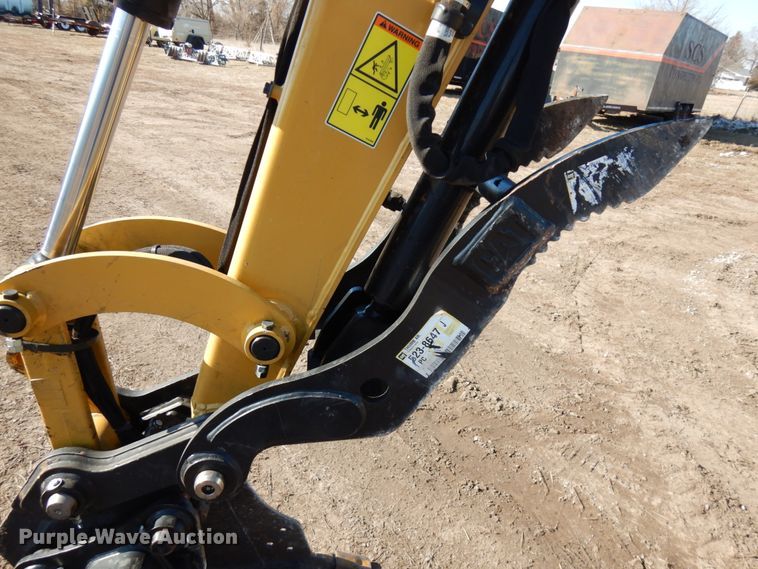 image for item IA9382 2018 Caterpillar 305E2  mini excavator